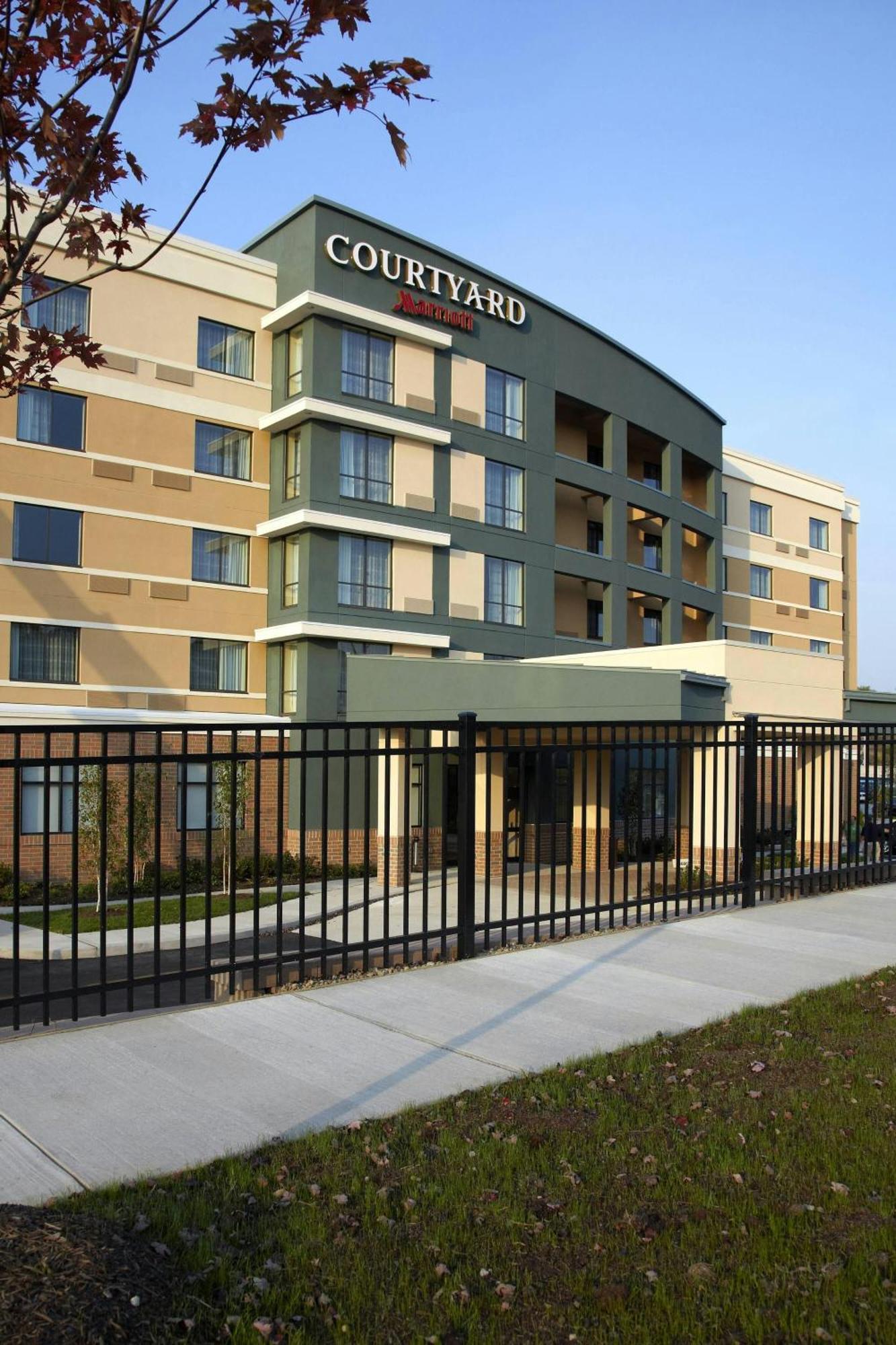 Hotel Courtyard Pittsburgh Settlers Ridge/Robinson Township Imperial Exterior foto